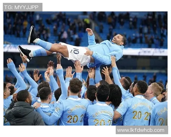 曼联阿圭罗或将因伤缺席关键比赛,球迷担心影响战绩